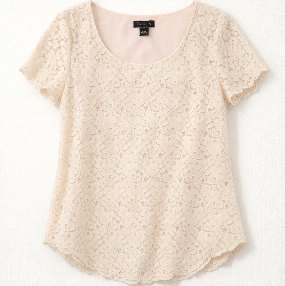 SOLD Talula Lace Overlay Blouse – Aritzia | XS | Cream.